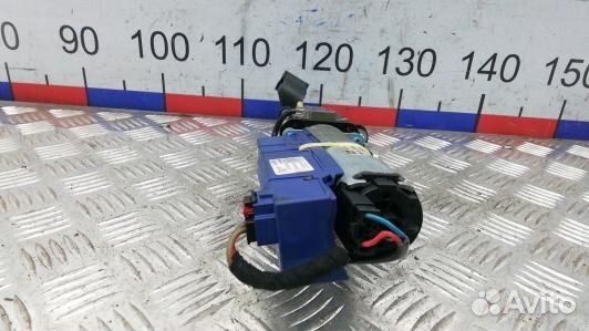 Электропривод багажника audi Q7 (7UK03SS01)