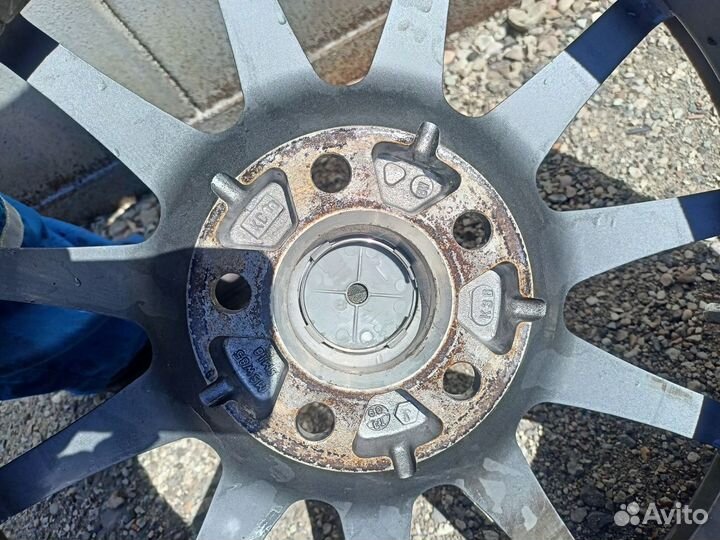 Литые диски r16