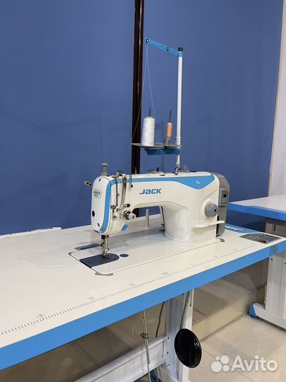 Промышленная швейная машинка jack f4