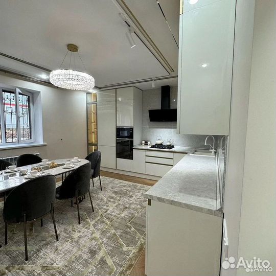 Кухонный гарнитур угловой. Кухня прямая