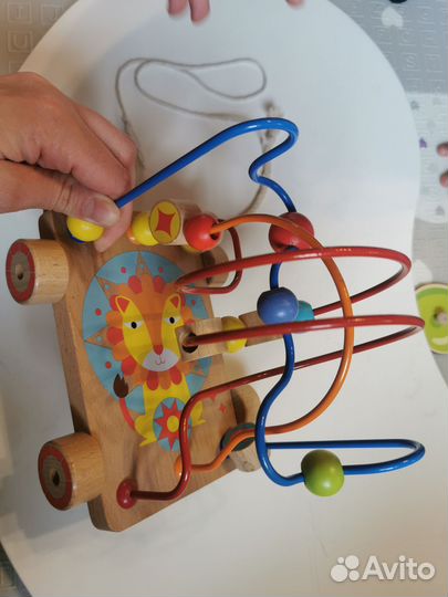 Деревянная игрушка каталка-лабиринт