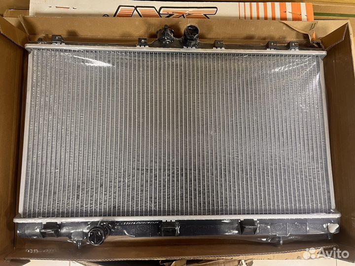 Радиатор охлаждения mitsubishi lancer 9