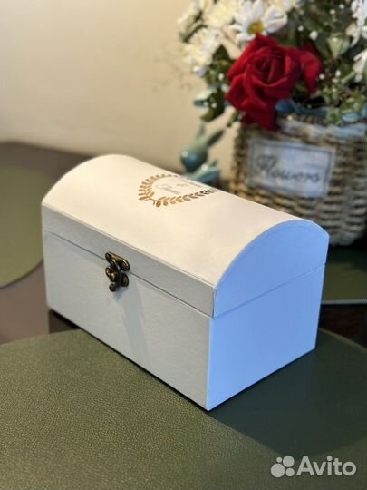 Свадебный сундук для денег