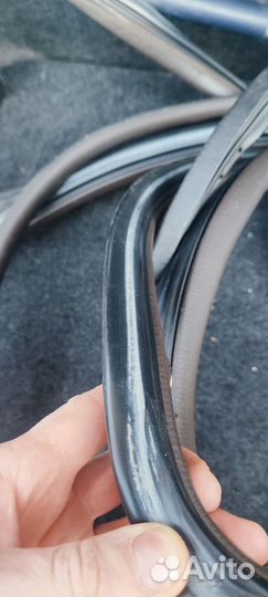 Уплотнители дверных проёмов Toyota Cresta 90