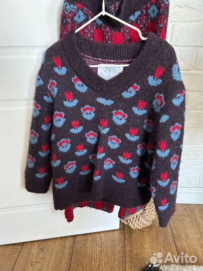 Продам костюм теплый Zara