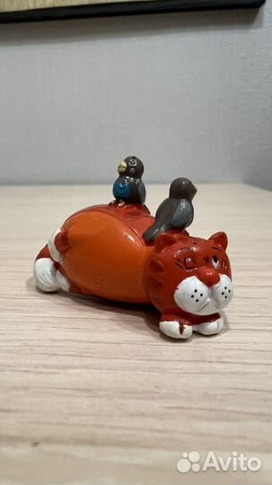 Продам игрушки из яйца киндер, ландрин