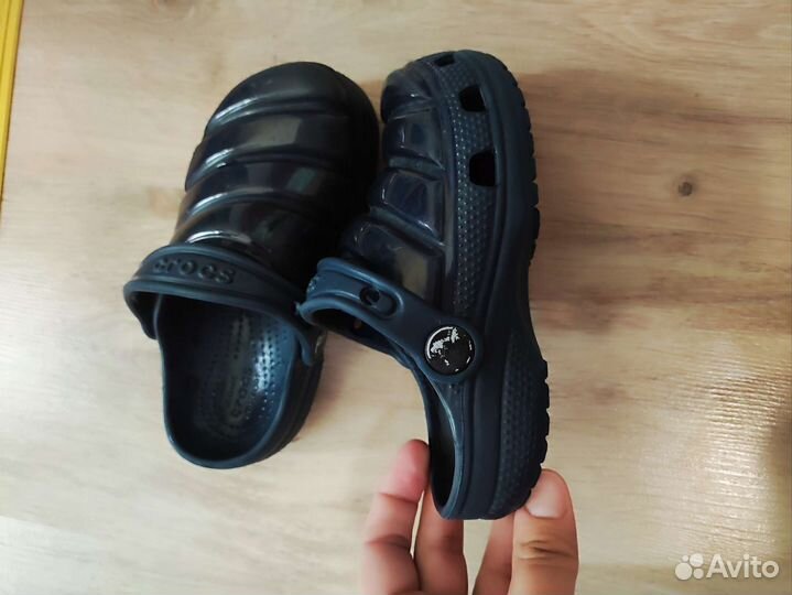 Продам crocs