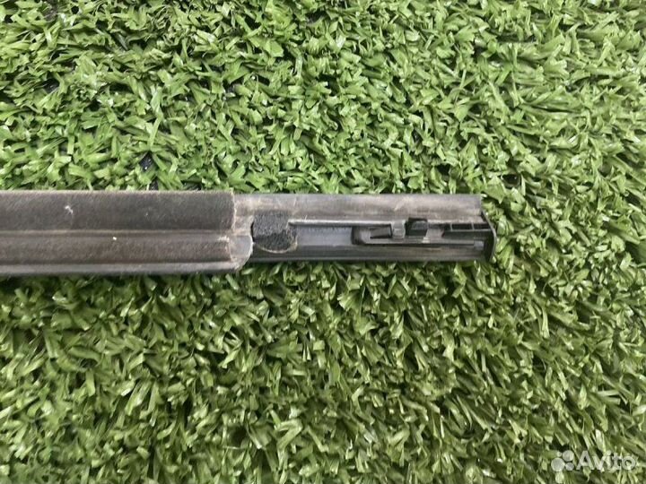 Бархотка уплотнитель стекла Hyundai Solaris 1