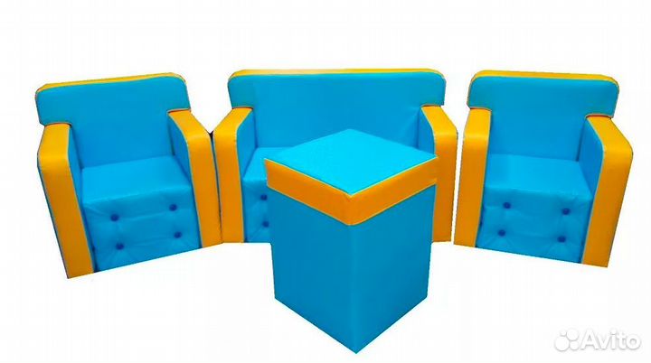 Наборы мебели для малышей в разных цветах