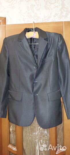 Костюм школьный на мальчика р. 134-140