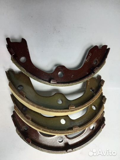 Колодки тормозные стояночного тормоза nissan Teana