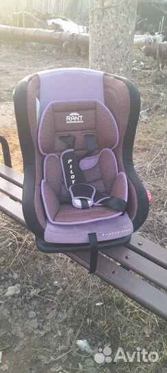 Детское кресло в машину