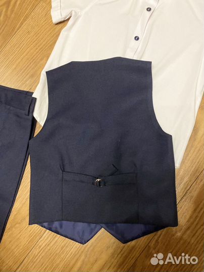 Брюки и рубашка