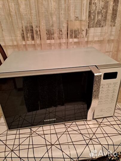 Микроволновая печь Samsung с грилем