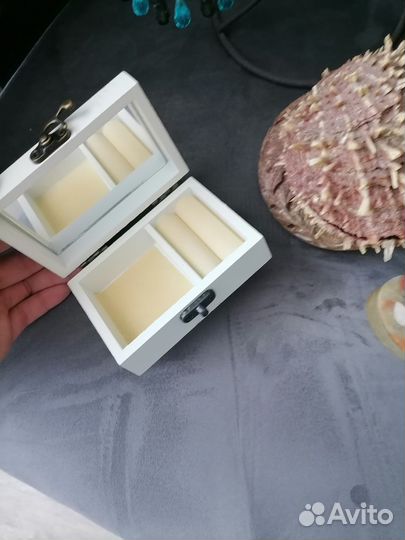 Подсвечник, шкатулки