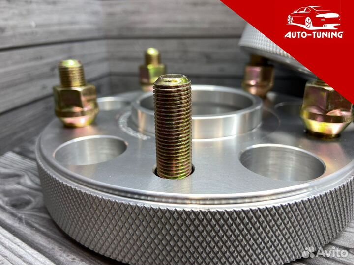 Колесные проставки на Jeep Grand Cherokee