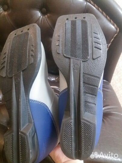 Лыжные ботинки р.36