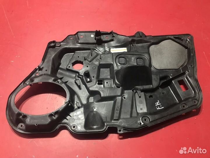 Панель двери передний правый Mazda 6 GG L3C1 2004