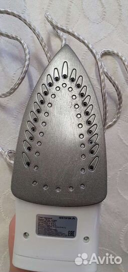 Утюг Supra IS 1602