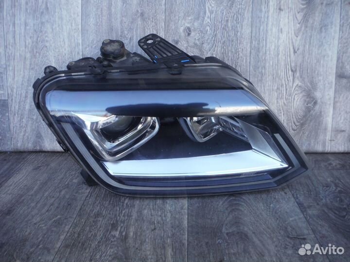 Фара правая №90 Volkswagen Amarok 2017