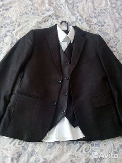 Школьный костюм