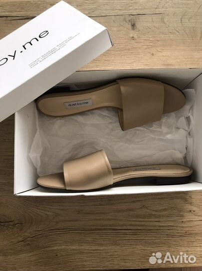 Шлепанцы женские