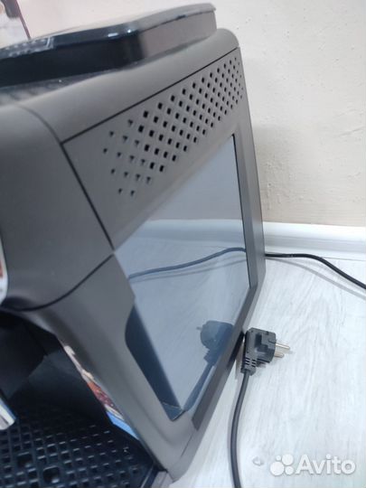 Кофемашина Philips EP2030/10 Series 2200 LatteGo