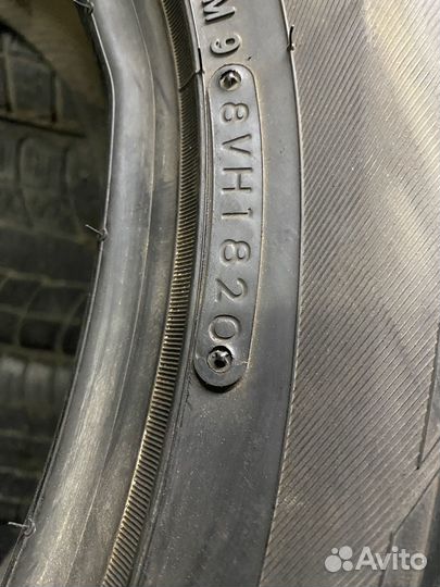 Nitto SN 2 Winter 235/55 R20