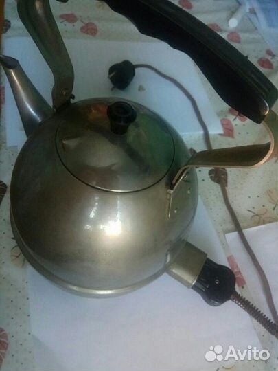 Электрический раритетный чайник