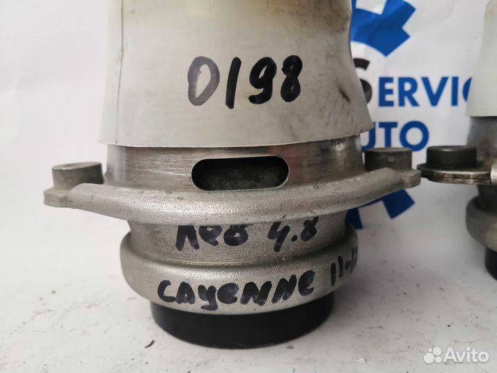 Porsche Cayenne 10- 4.8 v8 Опора двигателя левая