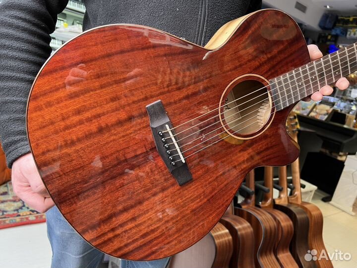Электроакустическая гитара cort