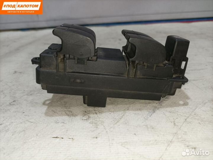 Блок управления стеклоподъемниками передней правой