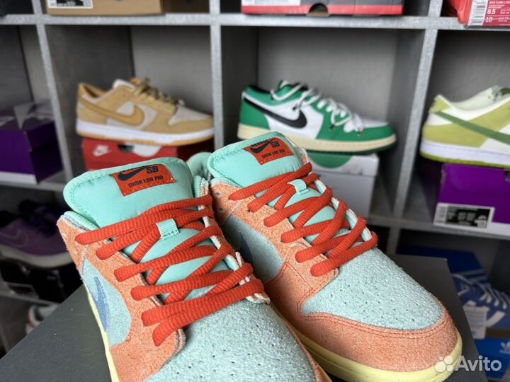 Nike SB Dunk Low Orange Emerald Rise Кроссовки