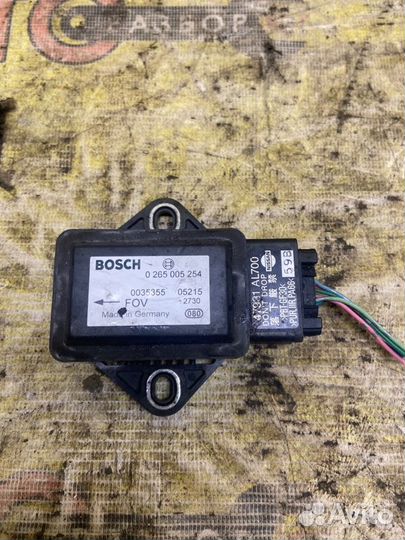 Датчик ускорения Nissan Fuga Y50 VQ35DE 2006