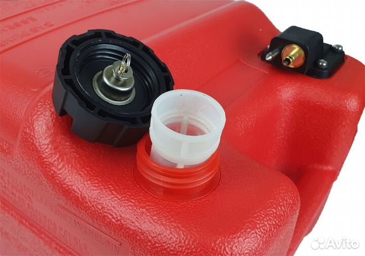 Насос для перекачки топлива и топливные баки