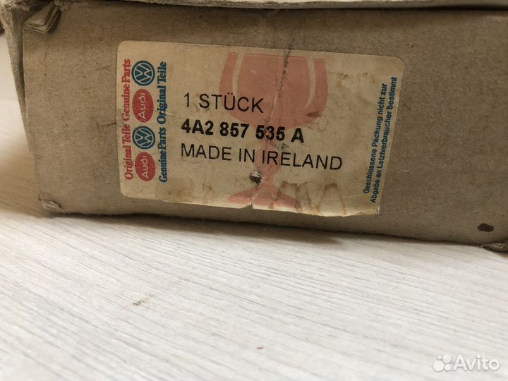 Стекло зеркала левое Audi A6 94-03