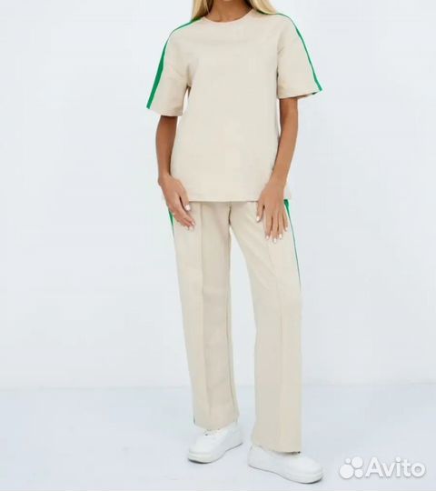 Костюм спортивный новый