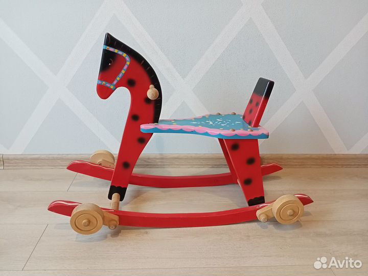 Качалка лошадь