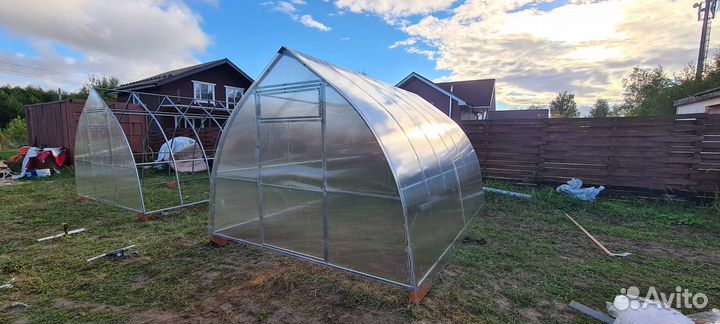 Теплицы для дома и дачи. Капелька и Арка