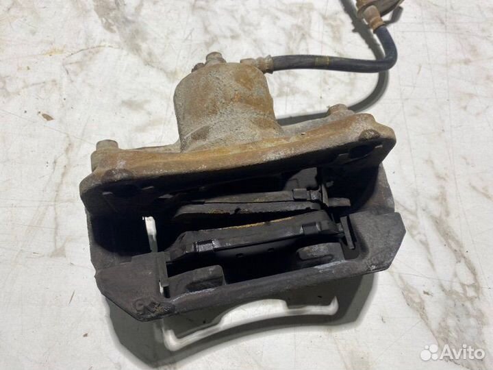 Суппорт тормозной передний правый Kia Ceed JD G4FA