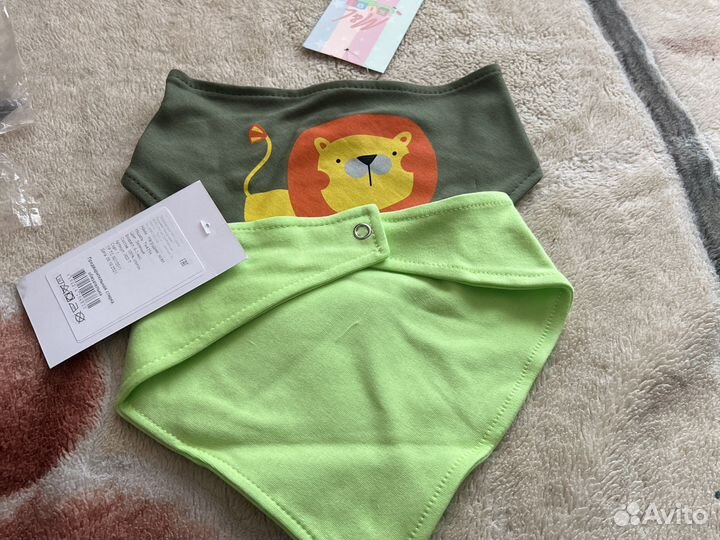 Нагрудник для кормления