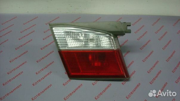 Nissan Р11 26555-7J186 Фонарь задний левый