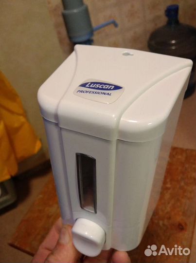 Диспенсер для жидкого мыла luscan Professional
