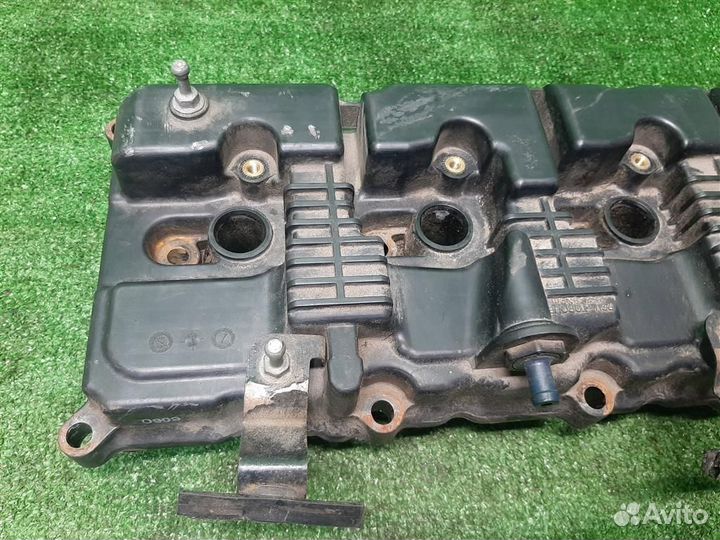 Клапанная крышка Suzuki Grand Vitara 2012