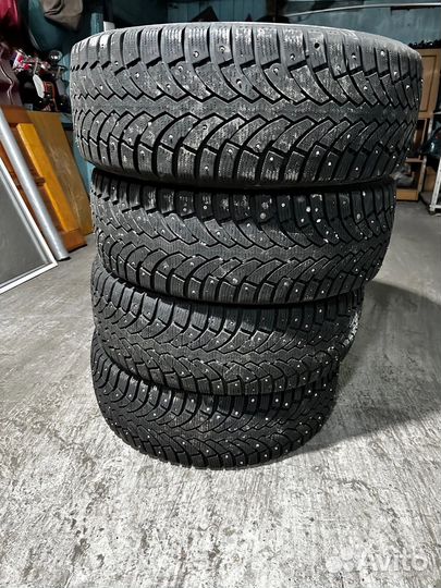 Formula Ice 215/55 R17
