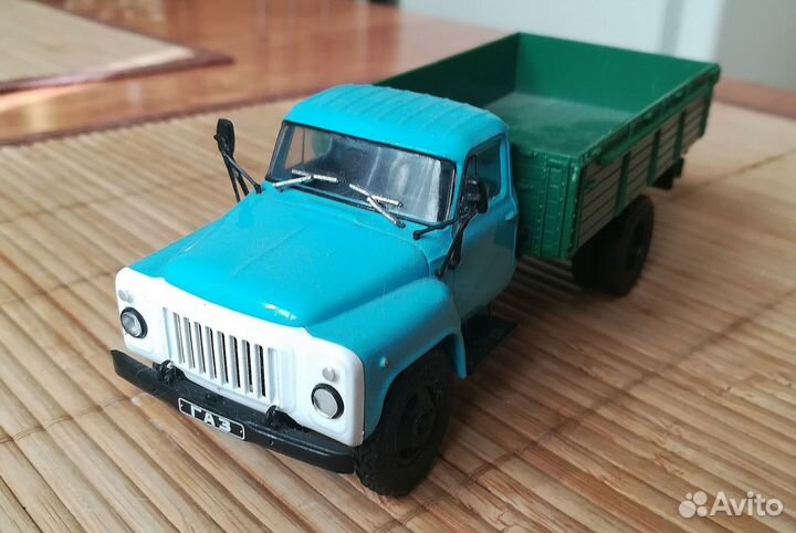 Модели грузовики 1:43