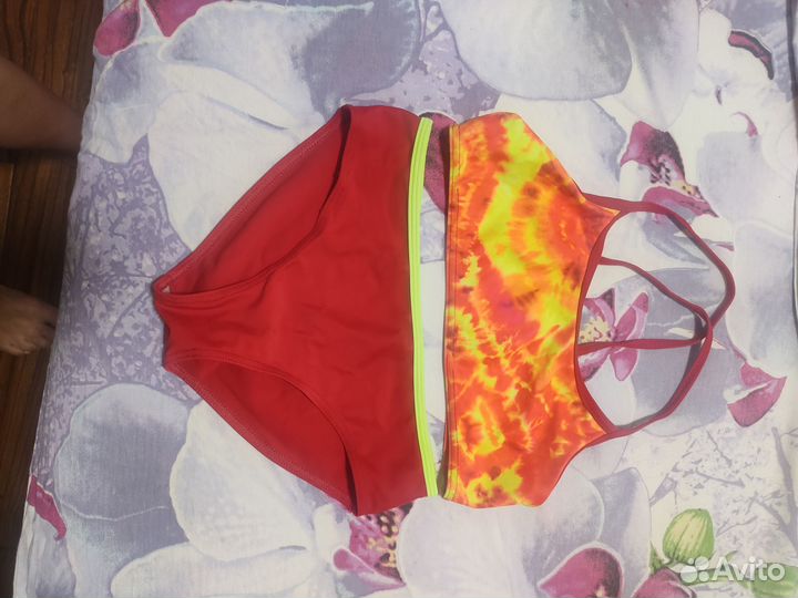 Ппродам купальник на девочку, 146