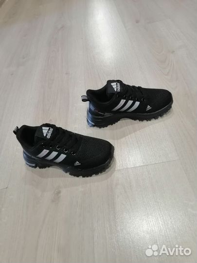 Новые кроссовки Adidas р.с 32 по 37