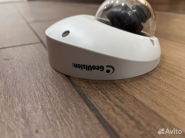 IP видеокамера видеонаблюдения купольная Geovision