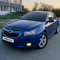 Chevrolet Cruze 1.8 MT, 2011, 249 673 км, с пробегом, цена 730 000 руб.